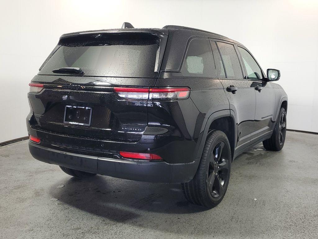 used 2025 Jeep Grand Cherokee car, priced at $37,288