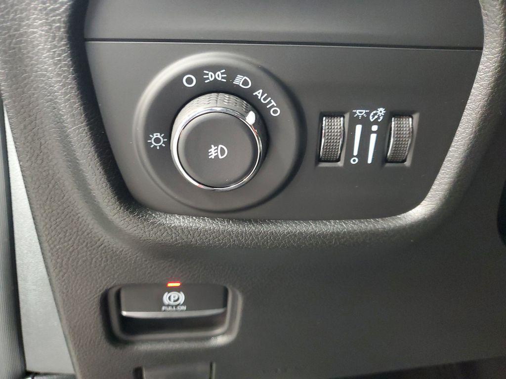 new 2026 Jeep Grand Cherokee L car, priced at $43,561