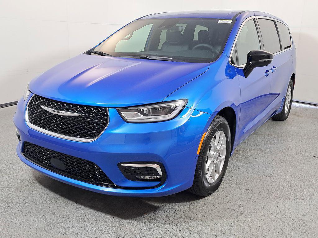 new 2026 Chrysler Pacifica car, priced at $42,797