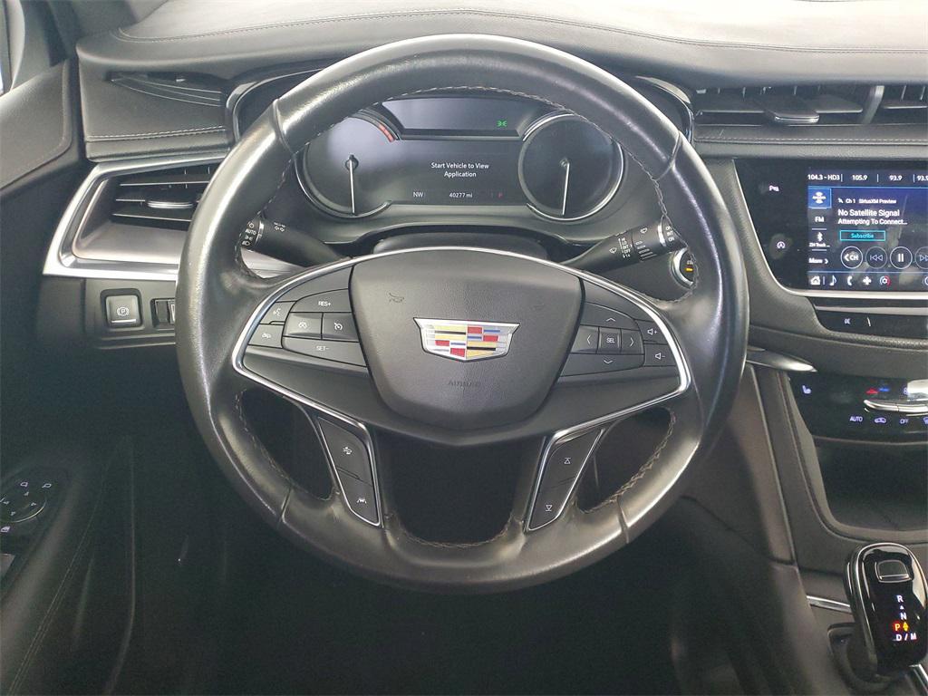 used 2023 Cadillac XT5 car, priced at $25,988