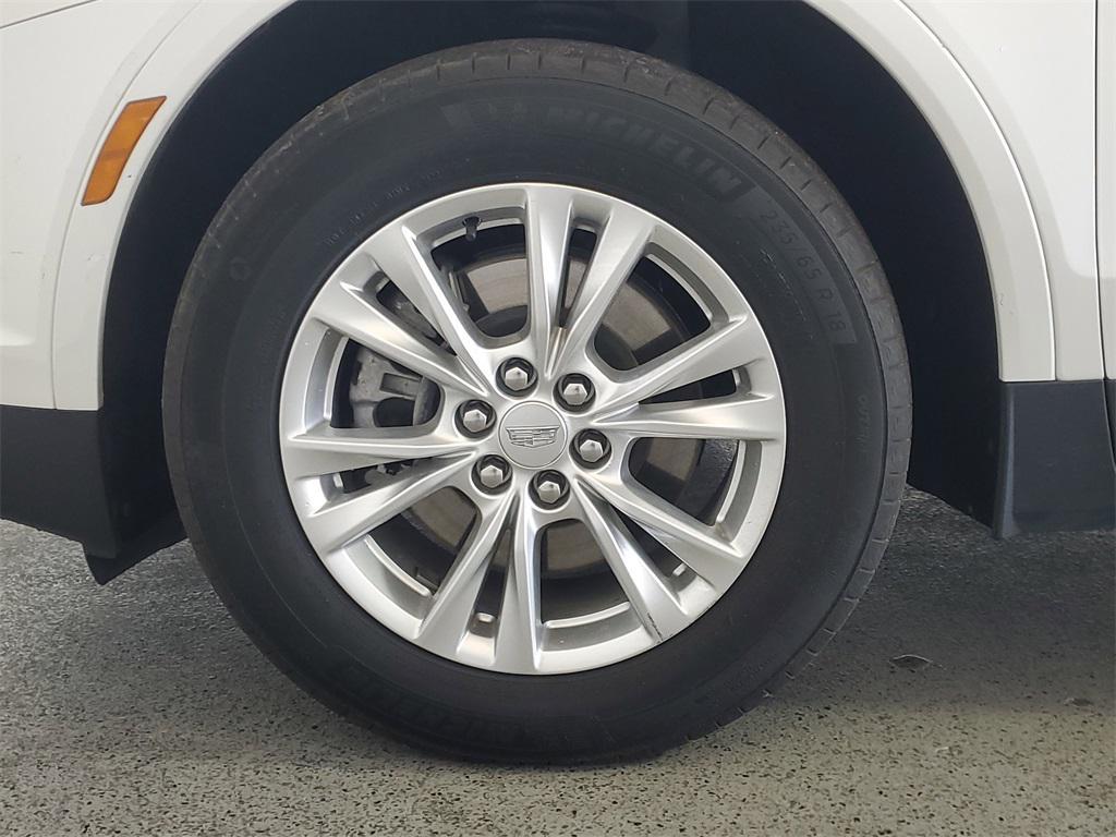 used 2023 Cadillac XT5 car, priced at $25,988