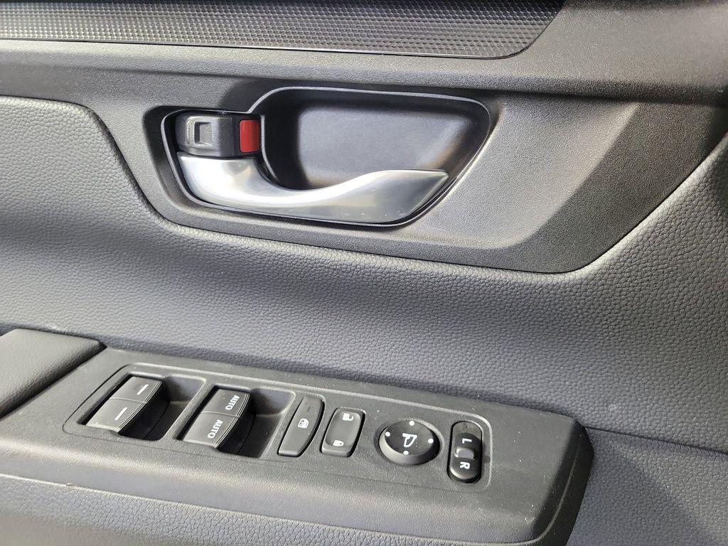 used 2023 Honda CR-V Hybrid car, priced at $26,164