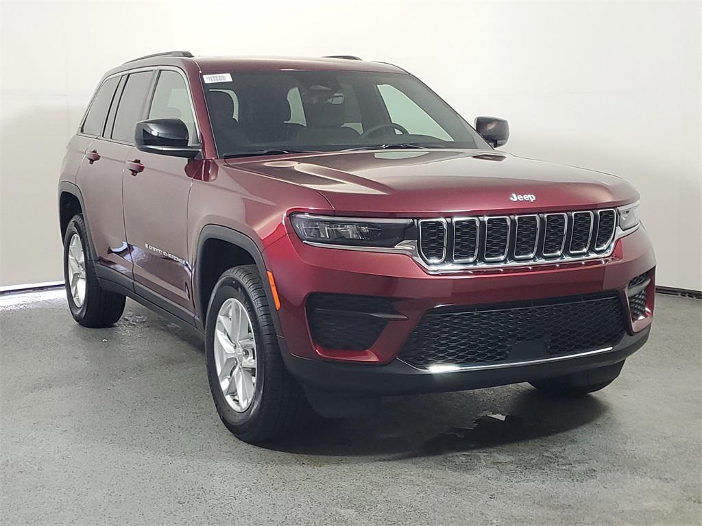 new 2025 Jeep Grand Cherokee car, priced at $35,203