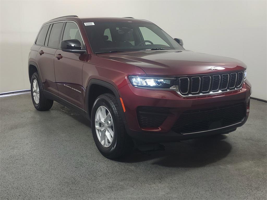 new 2025 Jeep Grand Cherokee car, priced at $36,125
