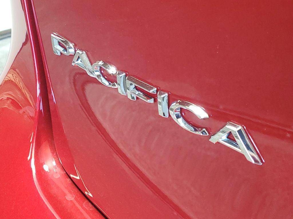 new 2026 Chrysler Pacifica car, priced at $39,821