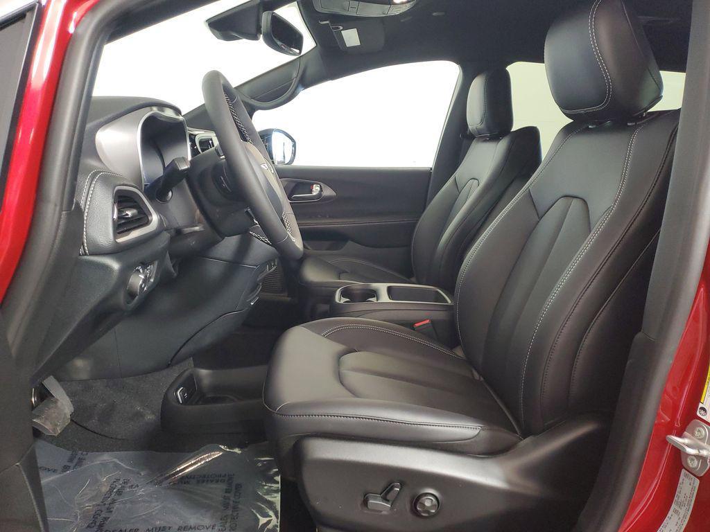 new 2026 Chrysler Pacifica car, priced at $39,821