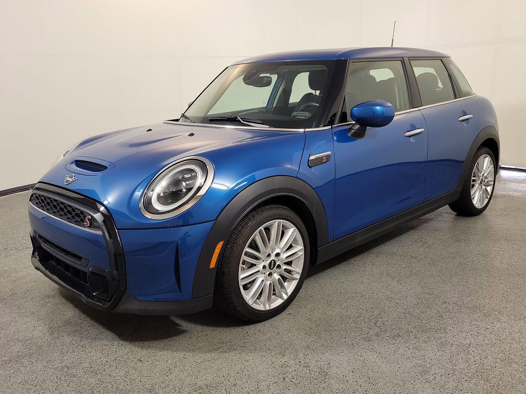 used 2024 MINI Hardtop car, priced at $28,864
