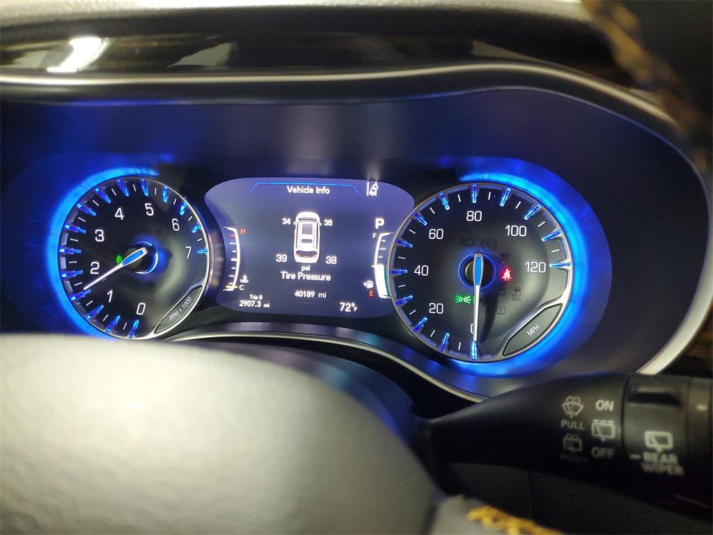 used 2023 Chrysler Pacifica car, priced at $34,888