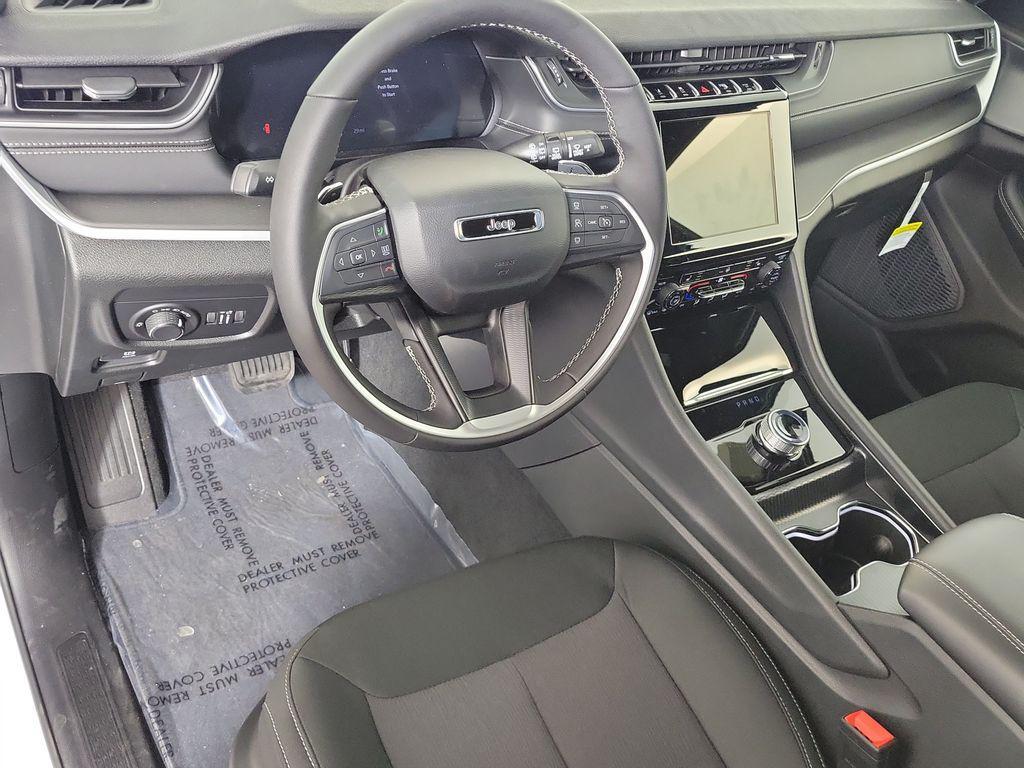 new 2026 Jeep Grand Cherokee L car, priced at $38,699