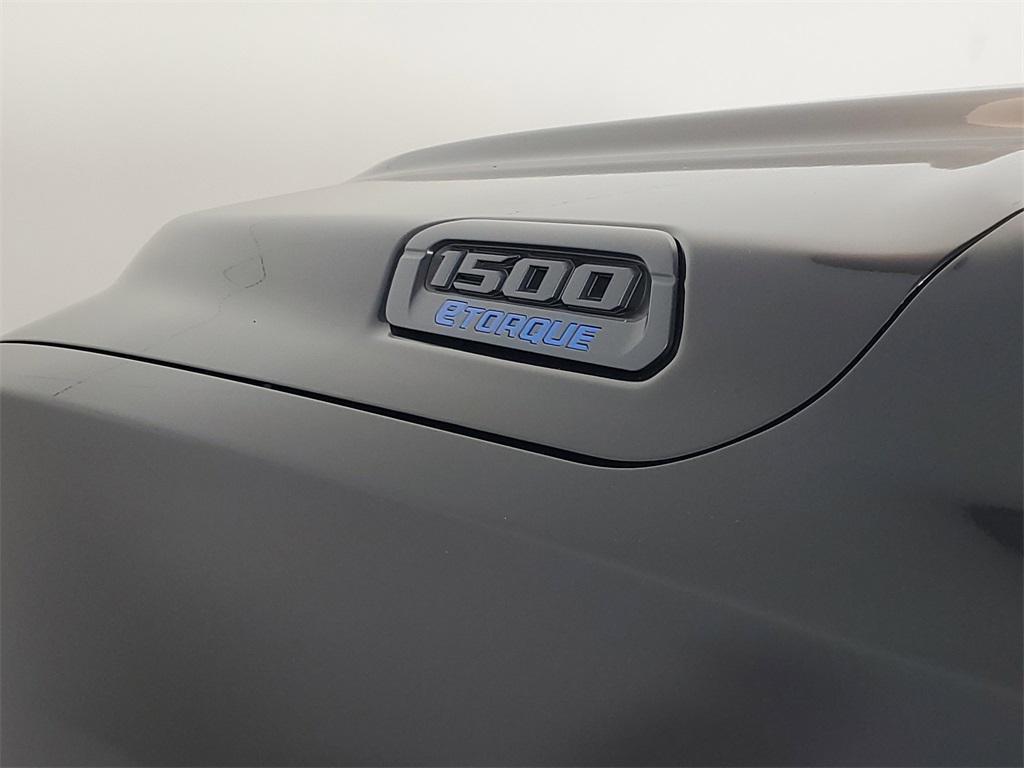 new 2025 Ram 1500 car, priced at $41,971