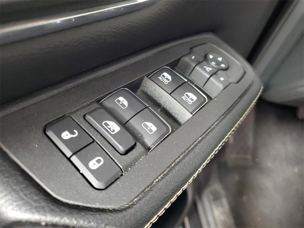 used 2025 Ram 1500 car, priced at $40,988