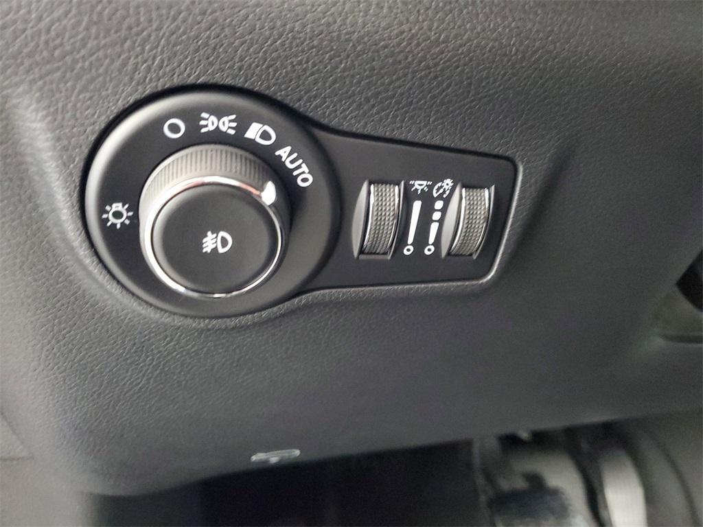 new 2026 Jeep Compass car, priced at $29,682