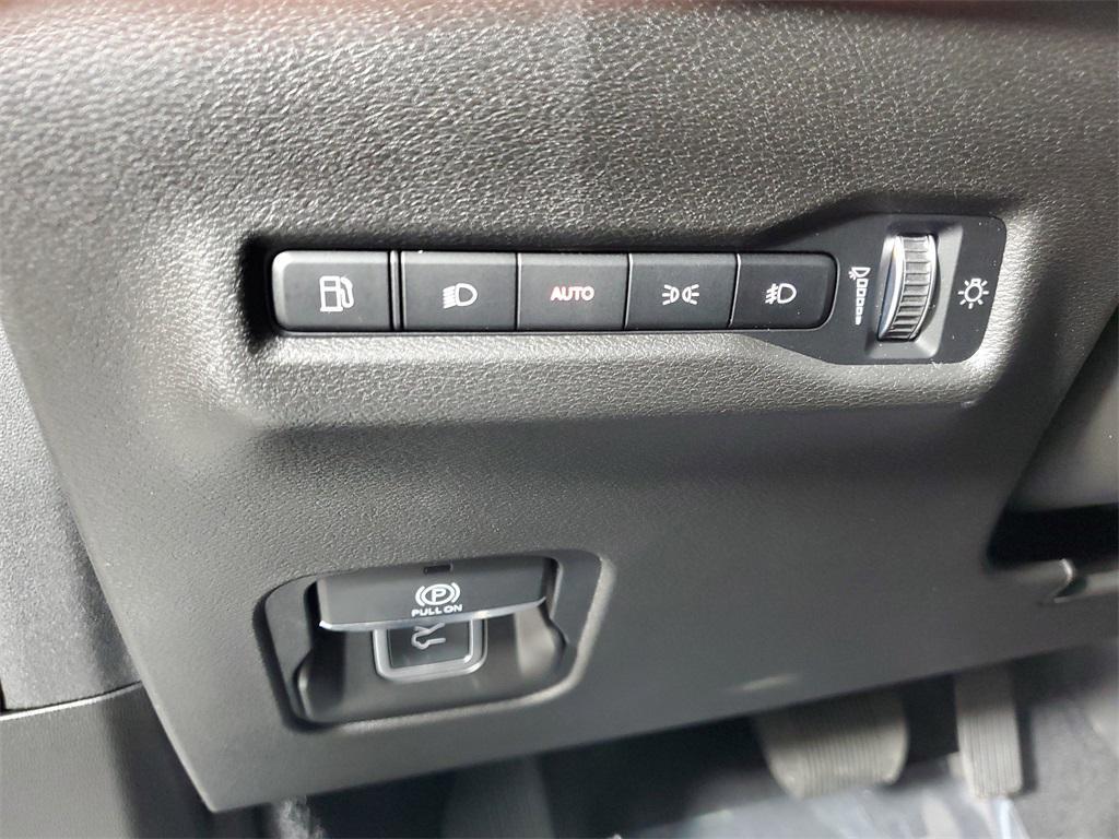 new 2026 Jeep Cherokee car, priced at $43,914