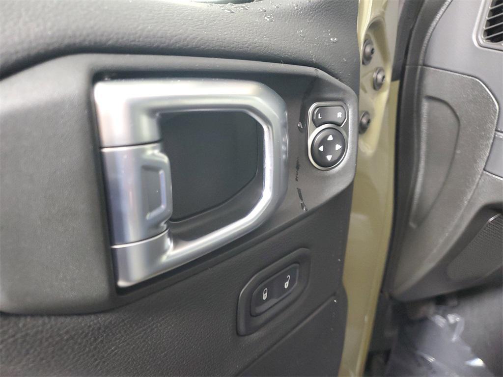 new 2026 Jeep Wrangler car, priced at $52,678