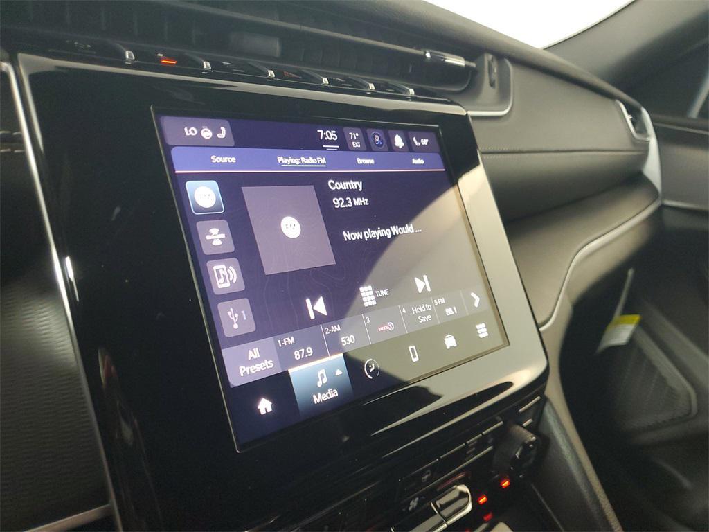 new 2025 Jeep Grand Cherokee car, priced at $35,203