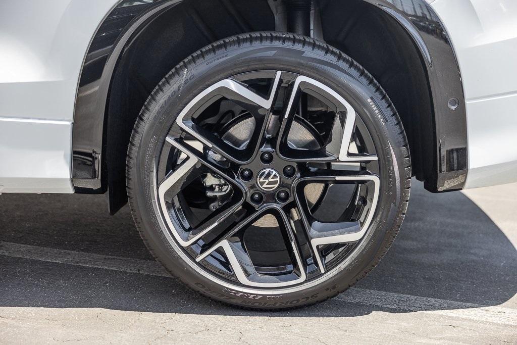 new 2026 Volkswagen Tiguan car, priced at $46,002