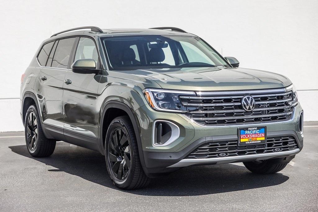 new 2026 Volkswagen Atlas car, priced at $46,869