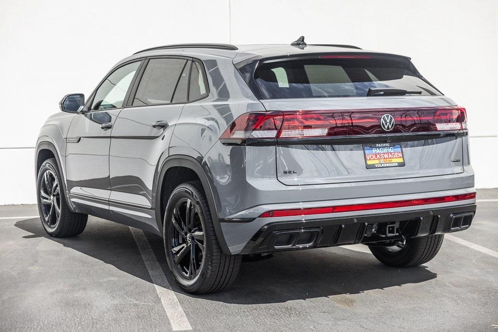 new 2026 Volkswagen Atlas Cross Sport car, priced at $53,802