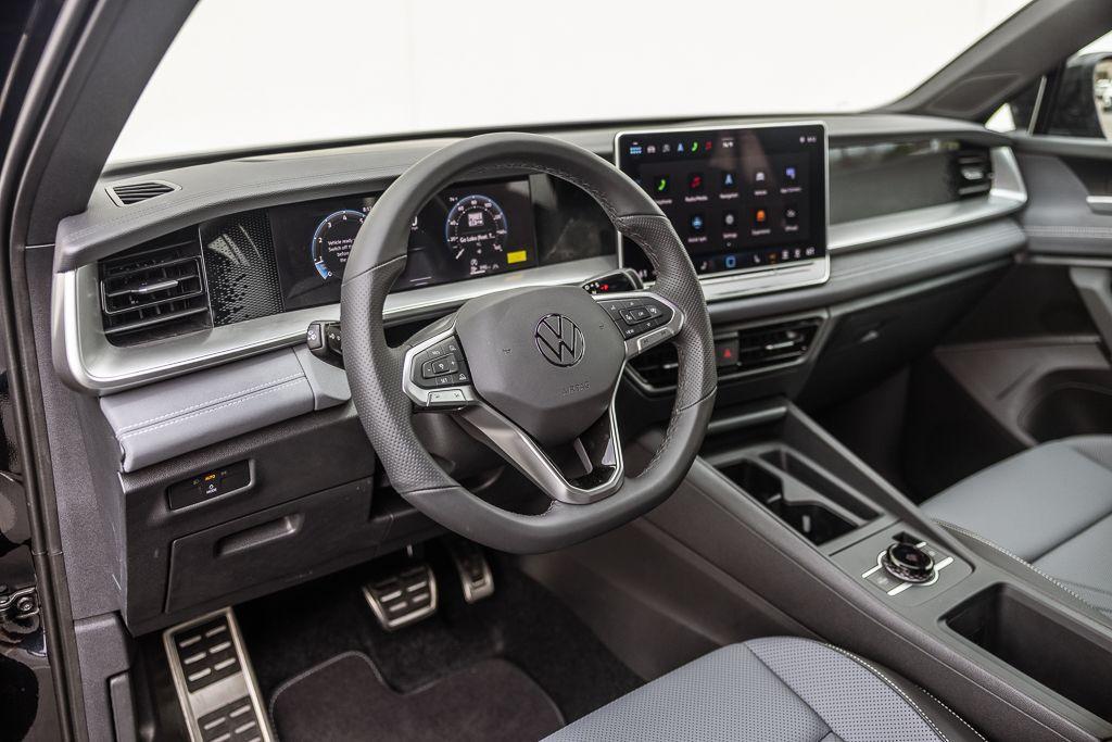 new 2026 Volkswagen Tiguan car, priced at $37,802