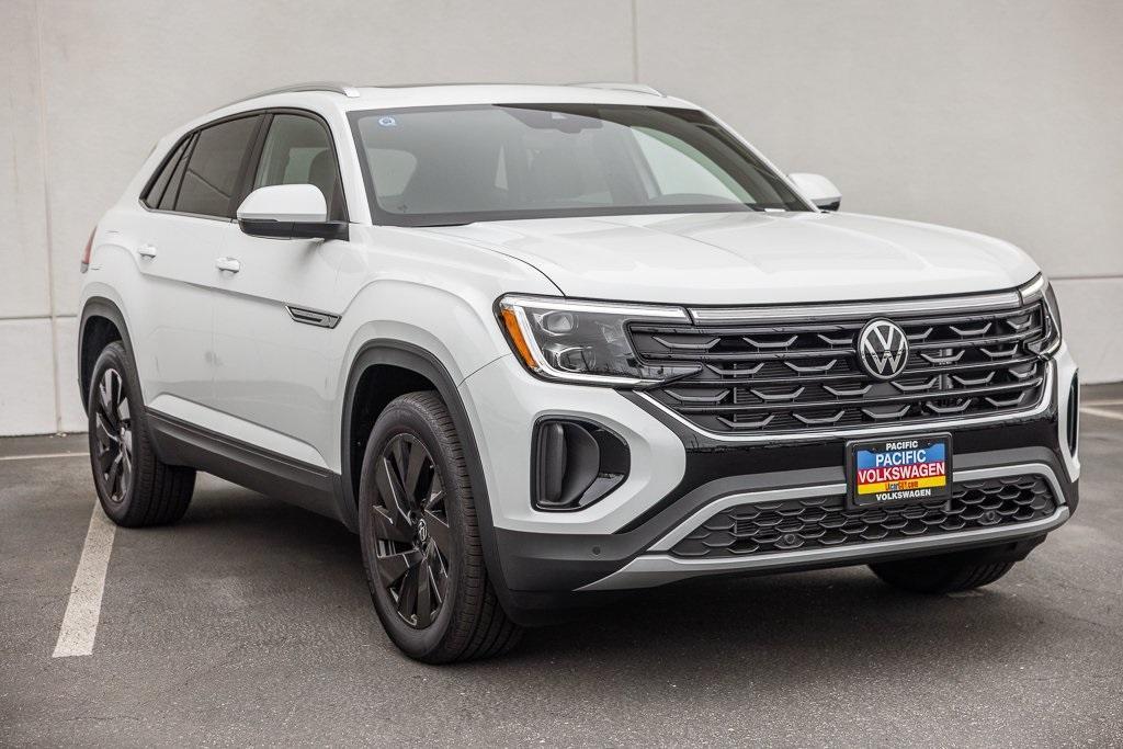 new 2026 Volkswagen Atlas Cross Sport car, priced at $48,214