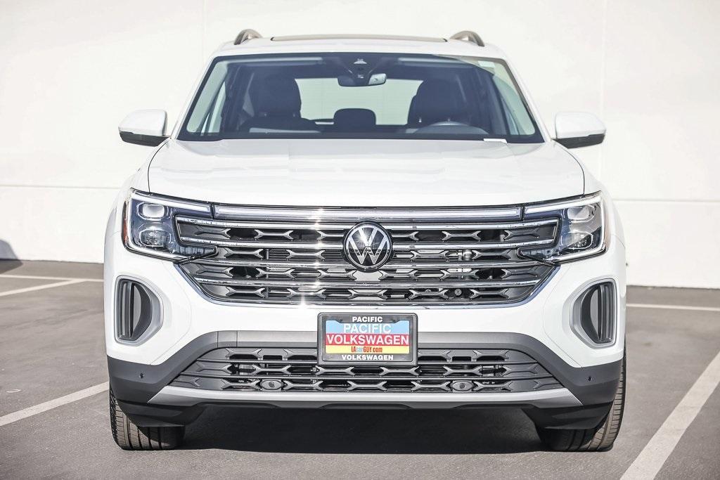 new 2026 Volkswagen Atlas car, priced at $49,025