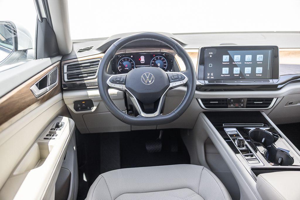new 2026 Volkswagen Atlas car, priced at $44,214