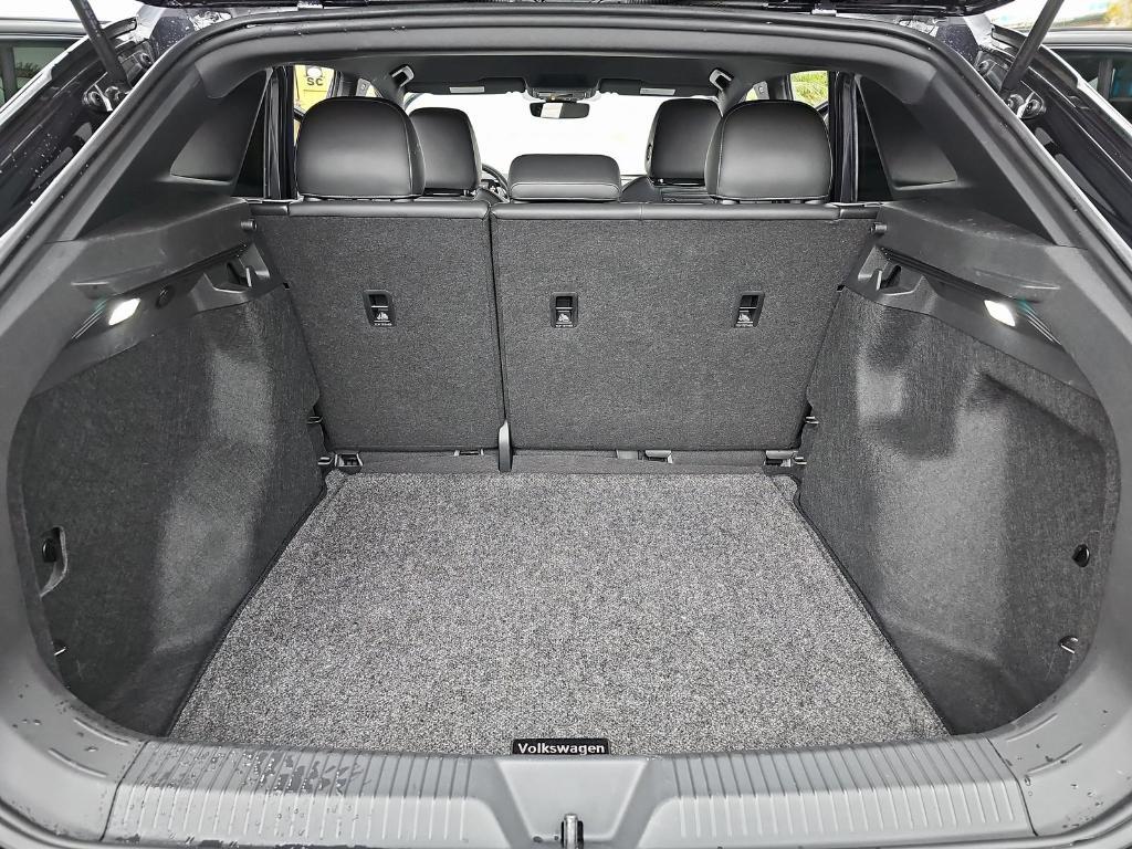 used 2024 Volkswagen ID.4 car, priced at $22,990