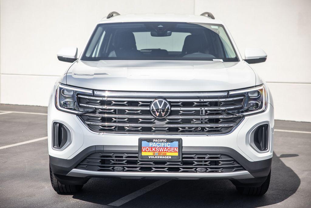 new 2026 Volkswagen Atlas car, priced at $38,339