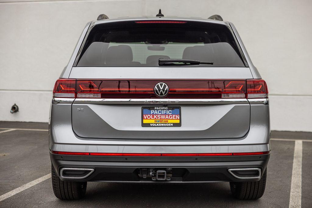 new 2026 Volkswagen Atlas car, priced at $43,808