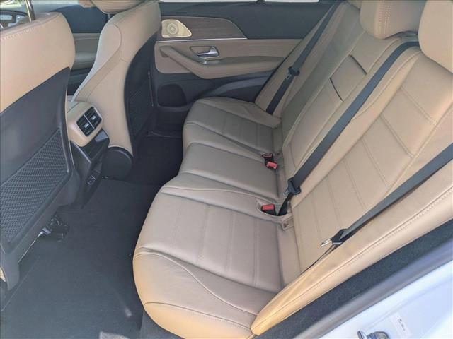 new 2026 Mercedes-Benz GLE 580 car, priced at $106,259