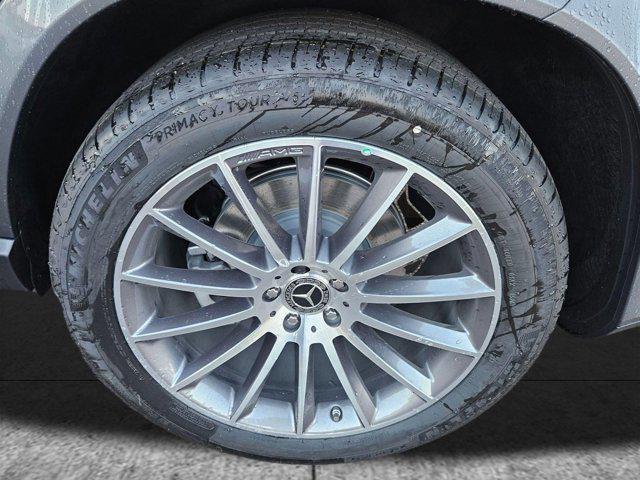 new 2026 Mercedes-Benz GLE 450 car, priced at $89,449