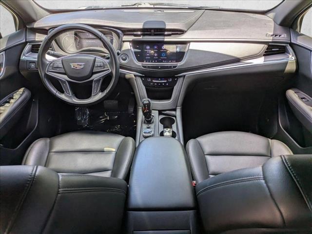 used 2021 Cadillac XT5 car, priced at $20,990