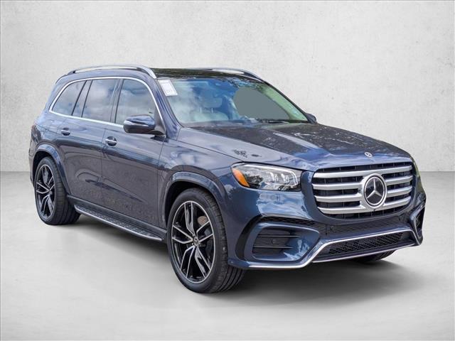 new 2026 Mercedes-Benz GLS 450 car, priced at $105,524