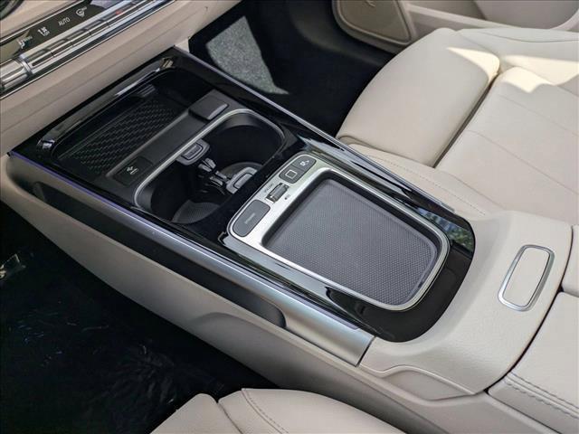 used 2026 Mercedes-Benz GLB 250 car, priced at $45,271