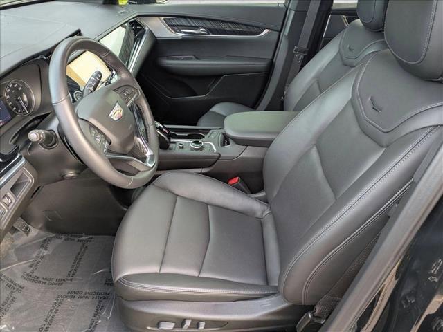 used 2024 Cadillac XT6 car, priced at $43,472