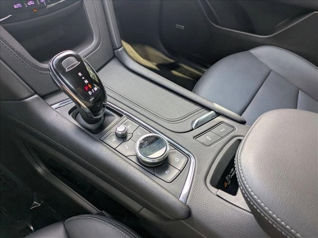 used 2020 Cadillac XT5 car, priced at $21,990