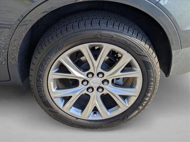 used 2020 Cadillac XT5 car, priced at $22,983