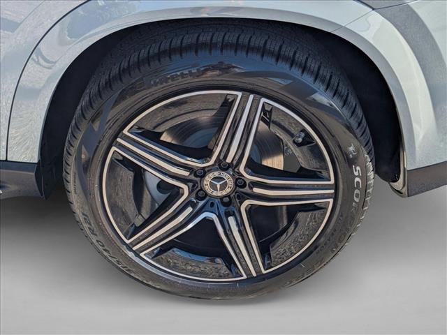 new 2026 Mercedes-Benz GLE 450 car, priced at $89,850