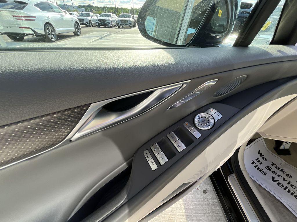 new 2025 Genesis G80 car, priced at $73,118