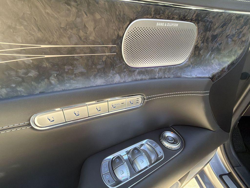 new 2026 Genesis G90 car, priced at $100,145