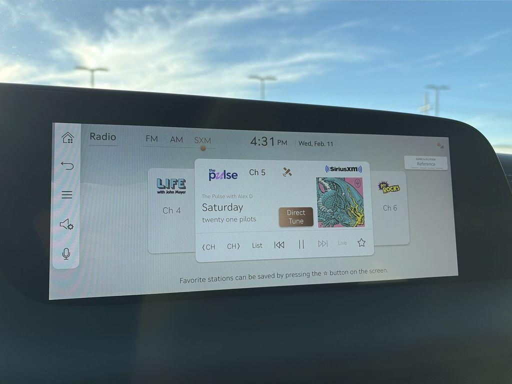 new 2026 Genesis G90 car, priced at $100,145