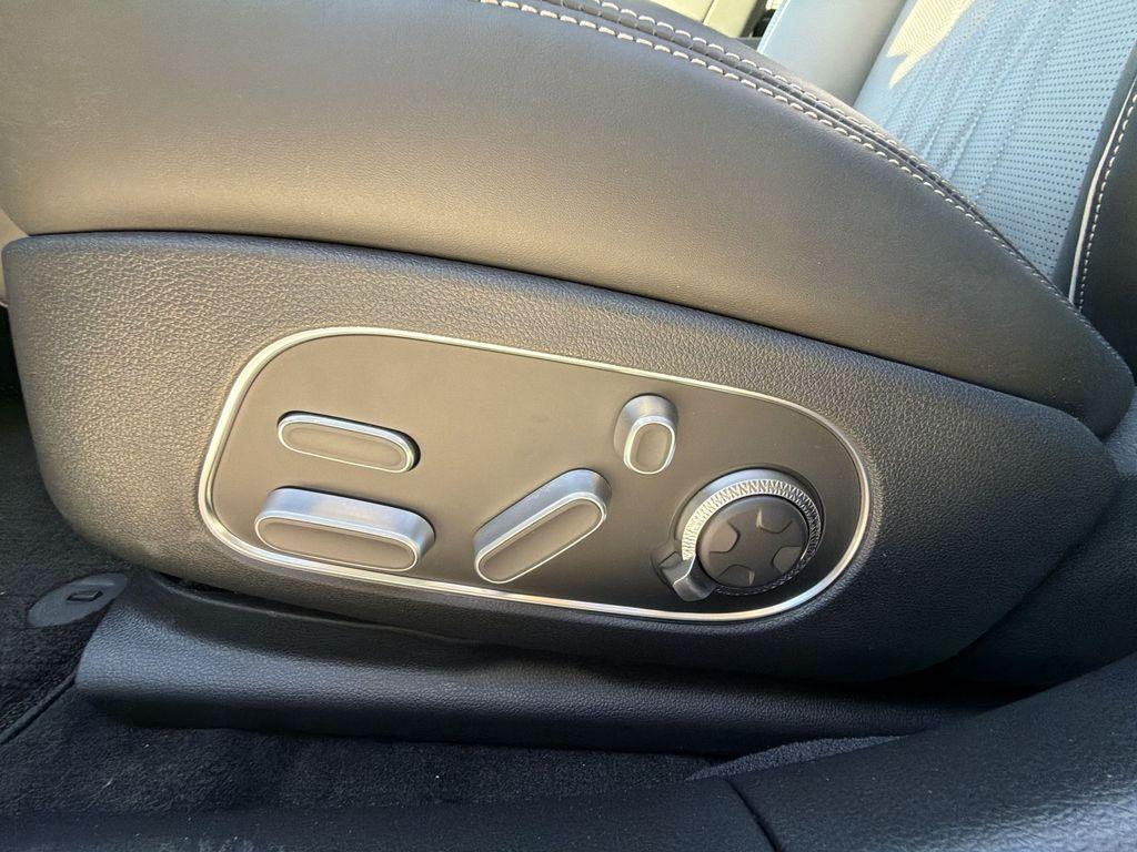 new 2026 Genesis G90 car, priced at $100,145