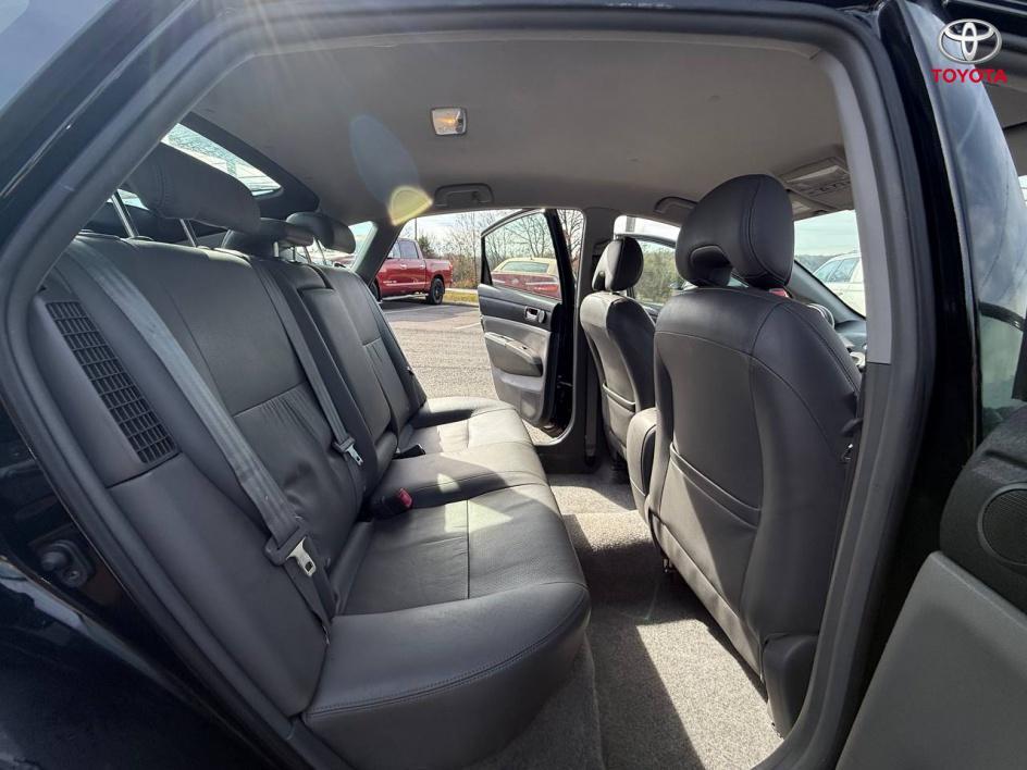 used 2007 Toyota Prius car, priced at $4,999