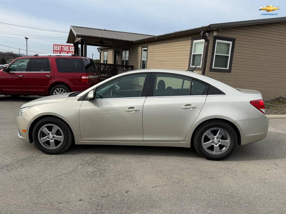 used 2014 Chevrolet Cruze car, priced at $5,999