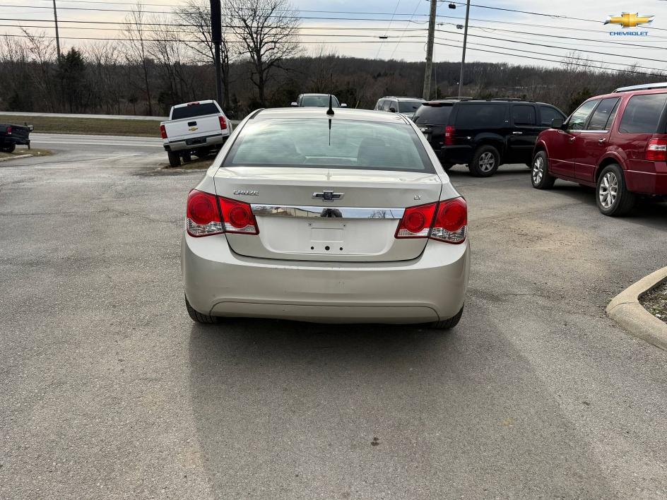 used 2014 Chevrolet Cruze car, priced at $5,999