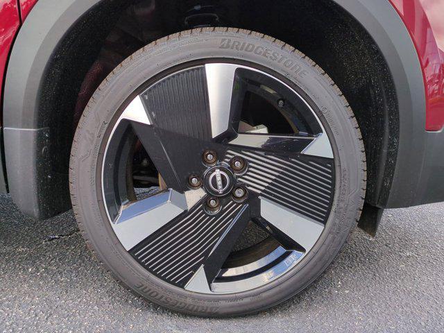 new 2025 Nissan Kicks car, priced at $27,850