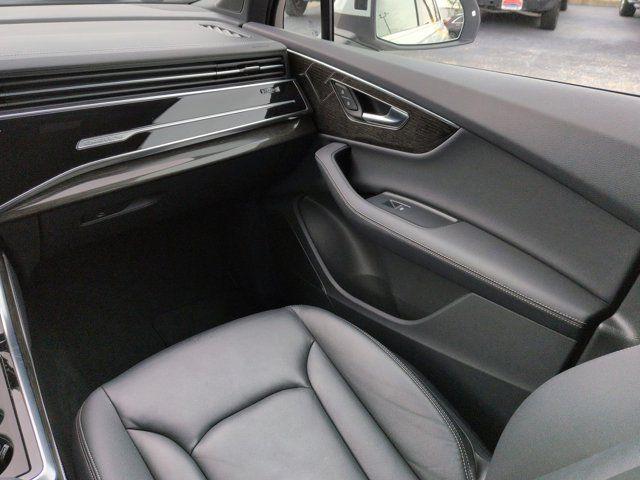 used 2025 Audi Q7 car, priced at $47,661