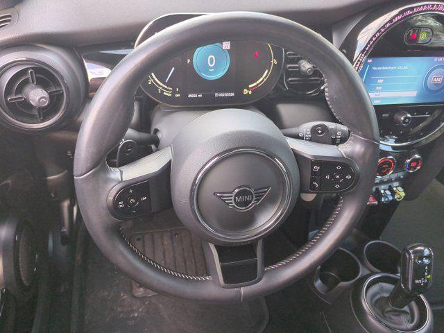 used 2022 MINI Hardtop car, priced at $21,861