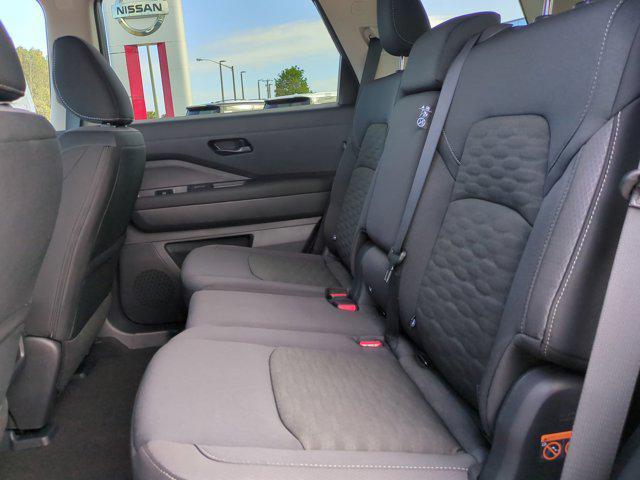 new 2026 Nissan Pathfinder car, priced at $39,084