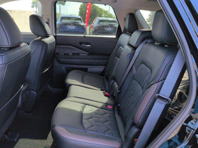 new 2026 Nissan Pathfinder car, priced at $48,226
